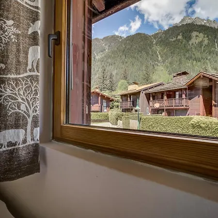 Pic Janvier, Alpes Agency, Les Praz, Chamonix, Sleeps 4-6 Chamonix