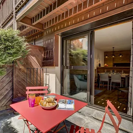 Pic Janvier, Alpes Agency, Les Praz, Chamonix, Sleeps 4-6